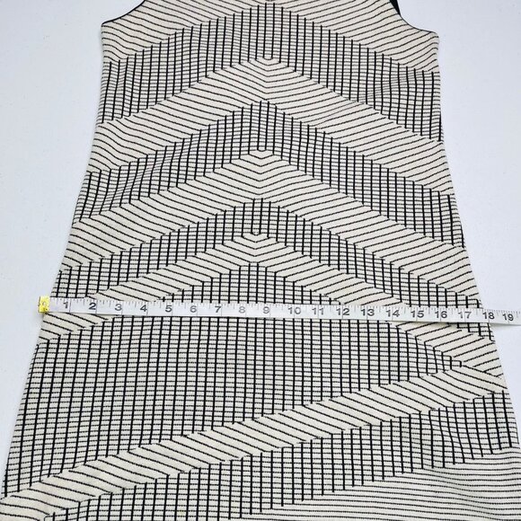 Nic + Zoe Texture Knit Sleeveless Shift Dress Size XS Tank Chevron Stripe - Picture 8 of 10